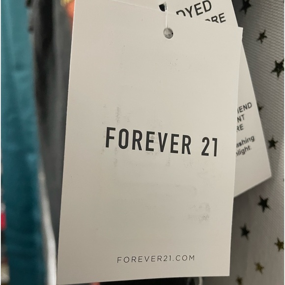 Forever 21, Outkast Graphic Tee | Size’s: S,M,L,XL. - Picture 5 of 6